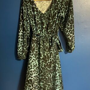 Green V-Neck Bishop Sleeve Sundress